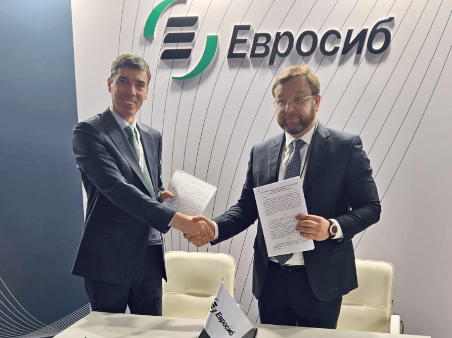  Евросиб и Соликамскбумпром подписали меморандум о сотрудничестве.
